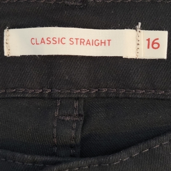 Levi's Black NWT Classic Straight Leg Jeans - Size 16 Short - Picture 12 of 14